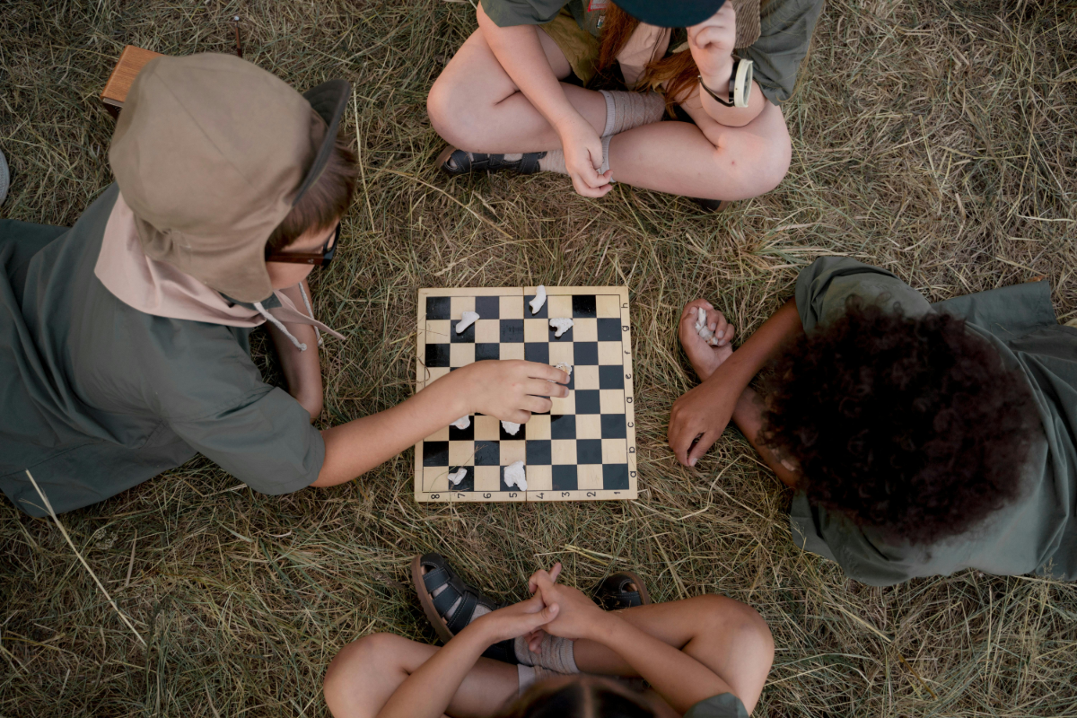 kids playing chess